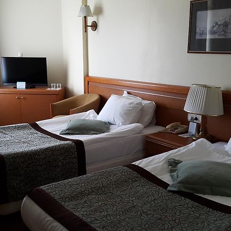 Oezkaymak Marina Hotel - Ultra All Inklusive Kemer Luaran gambar