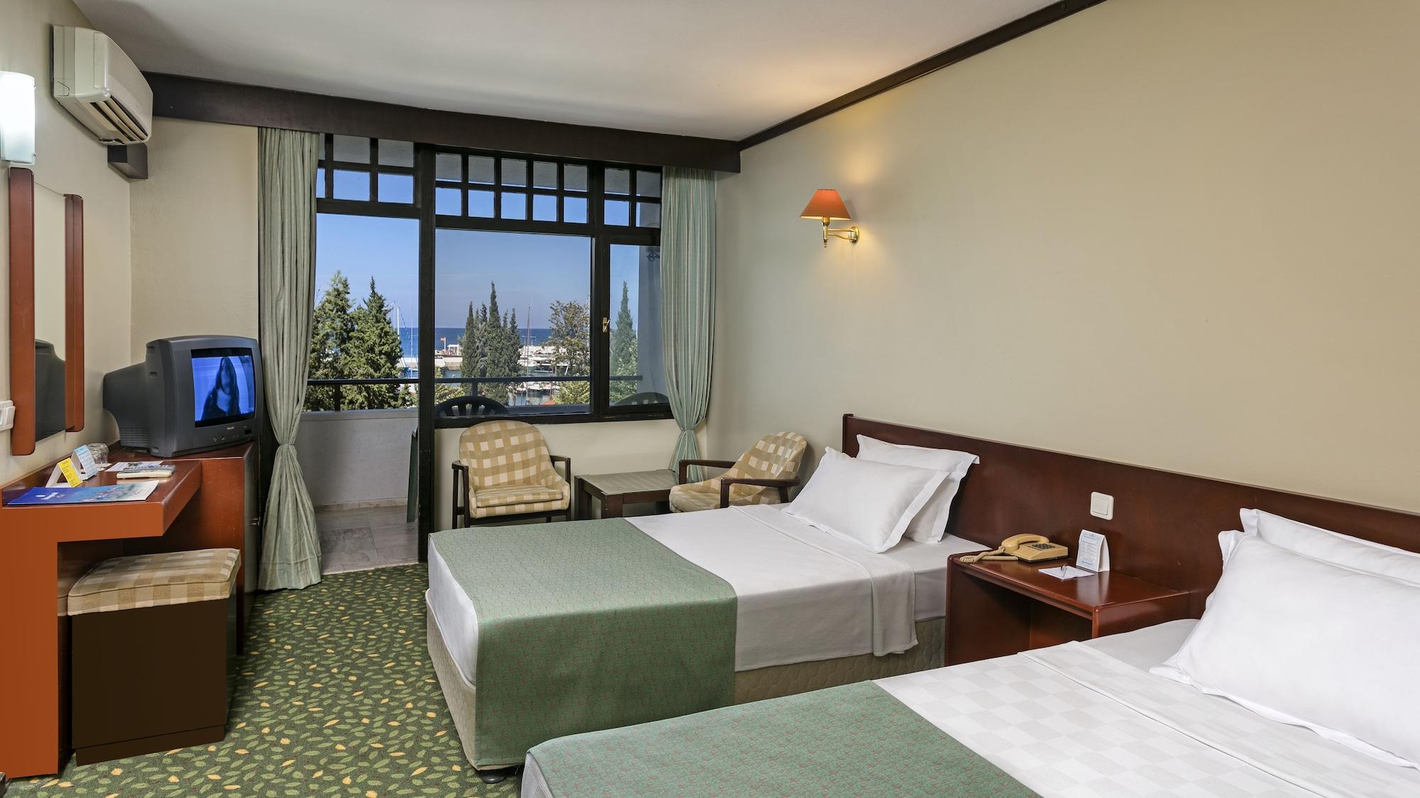 Oezkaymak Marina Hotel - Ultra All Inklusive Kemer Luaran gambar
